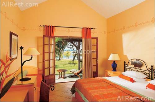 Le Pavillons Hotel 10